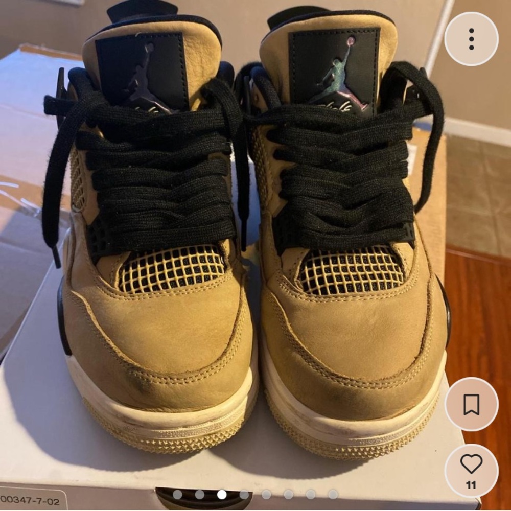Nike Air Jordan 4 mushroom / fossil
